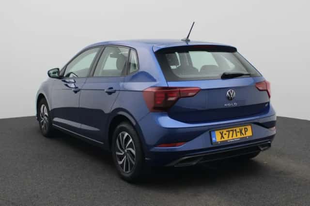 Volkswagen Polo (2022) thumbnail 2