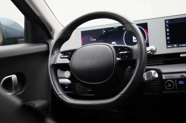 Hyundai Ioniq 5 (2023) thumbnail 38