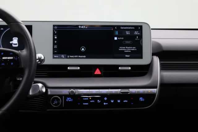Hyundai Ioniq 5 (2023) thumbnail 9
