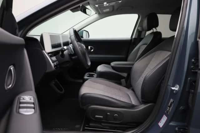 Hyundai Ioniq 5 (2023) thumbnail 10