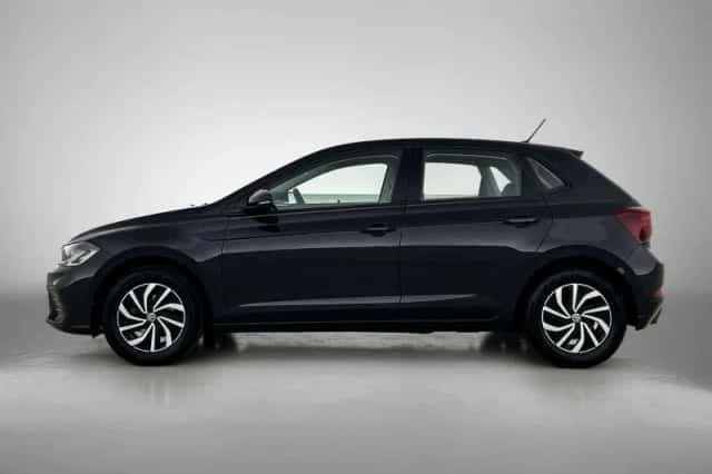 Volkswagen Polo (2022) thumbnail 2