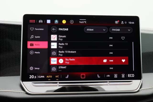 Volkswagen Passat (2024) thumbnail 19