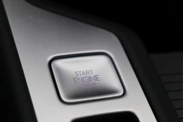 Volkswagen Passat (2024) thumbnail 23