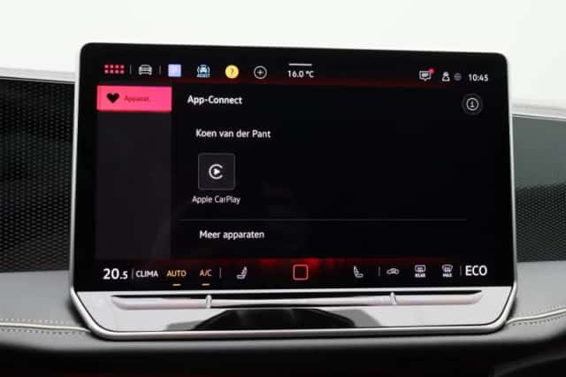 Volkswagen Passat (2024) thumbnail 28