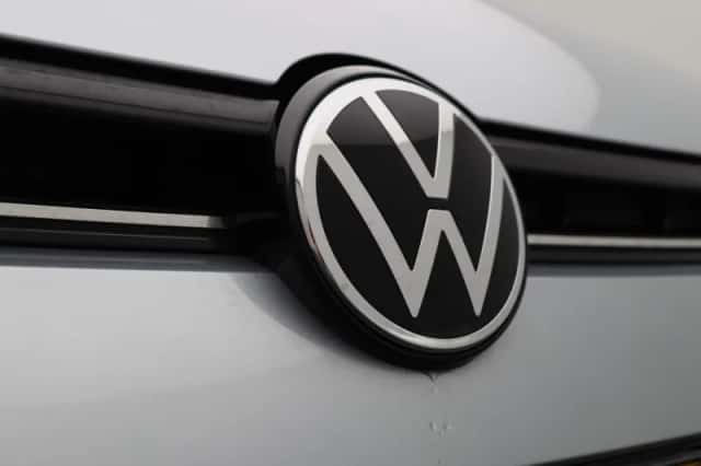 Volkswagen Passat (2024) thumbnail 40
