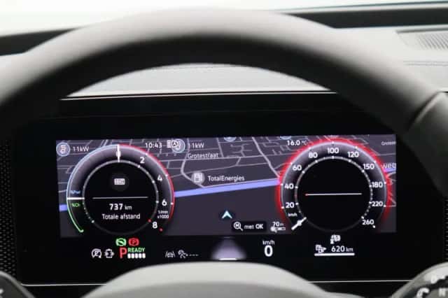 Volkswagen Passat (2024) thumbnail 8