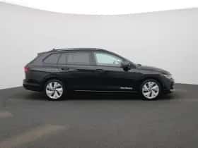 Volkswagen Golf (2024) thumbnail 6