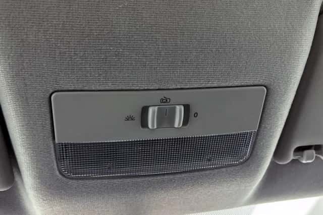 Volkswagen Up! (2018) thumbnail 9