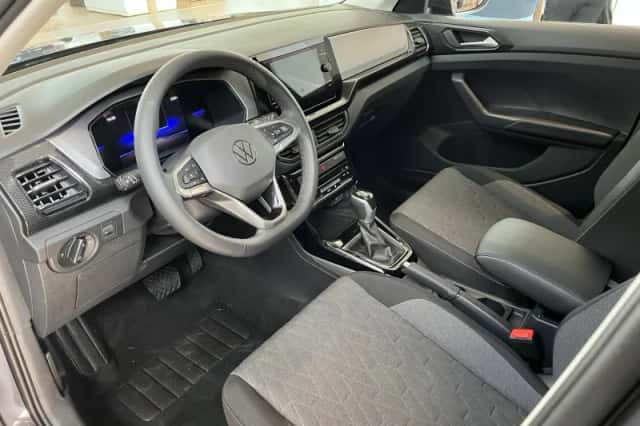 Volkswagen T-Cross (2025) thumbnail 6