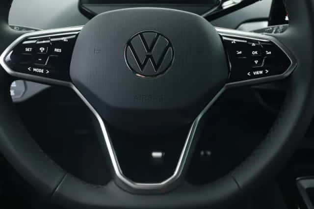 Volkswagen ID.4 (2023) thumbnail 16