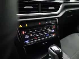 Volkswagen T-Roc (2025) thumbnail 17