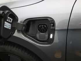 Volkswagen Passat (2025) thumbnail 14