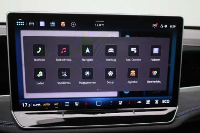 Volkswagen Passat (2025) thumbnail 15