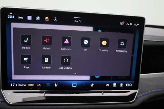 Volkswagen Passat (2025) thumbnail 16