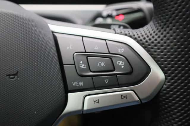 Volkswagen Passat (2025) thumbnail 19