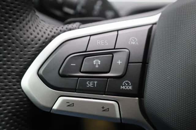 Volkswagen Passat (2025) thumbnail 20