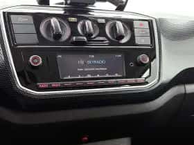 Volkswagen Up! (2021) thumbnail 25