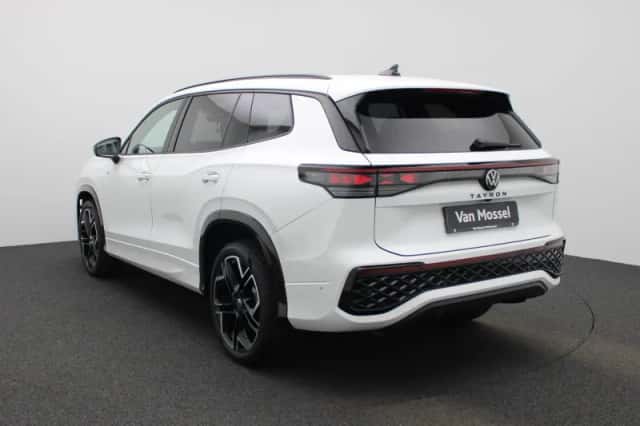 Volkswagen Tayron (2025) thumbnail 2