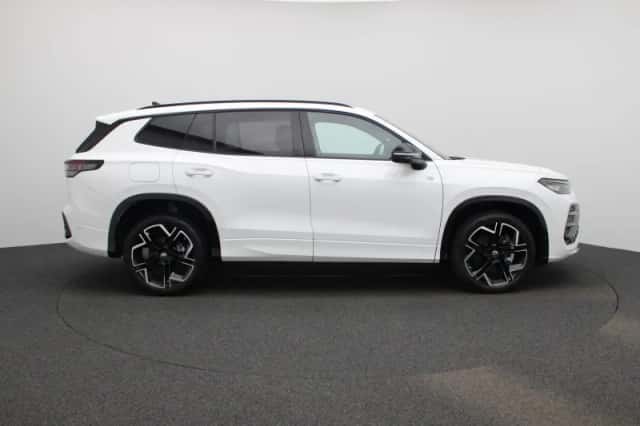 Volkswagen Tayron (2025) thumbnail 6