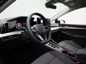 Volkswagen Golf (2024) thumbnail 33
