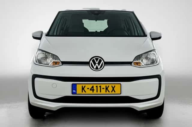 Volkswagen Up! (2021) thumbnail 5