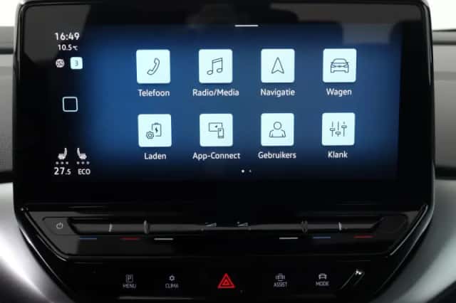 Volkswagen ID.4 (2023) thumbnail 12