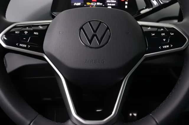 Volkswagen ID.4 (2023) thumbnail 16