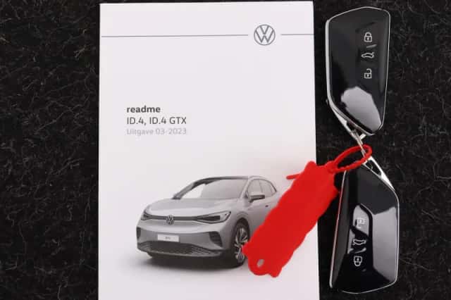 Volkswagen ID.4 (2023) thumbnail 10