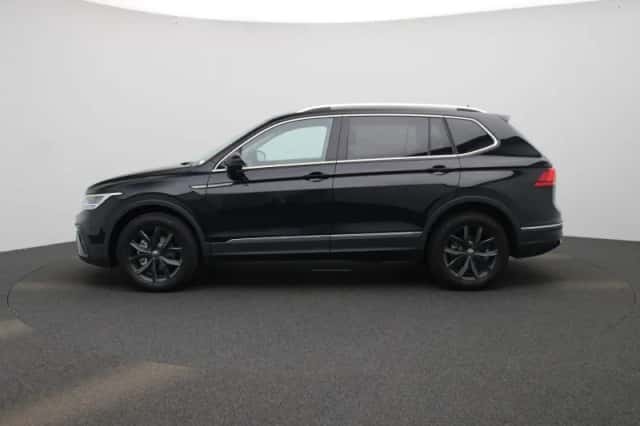 Volkswagen Tiguan (2025) thumbnail 4