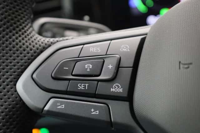 Volkswagen Tiguan (2026) thumbnail 18