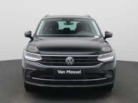 Volkswagen Tiguan (2024) thumbnail 3