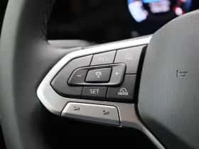Volkswagen Golf (2025) thumbnail 18