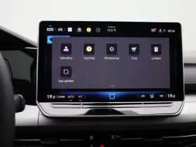 Volkswagen Golf (2025) thumbnail 29