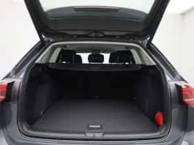 Volkswagen Golf (2025) thumbnail 14