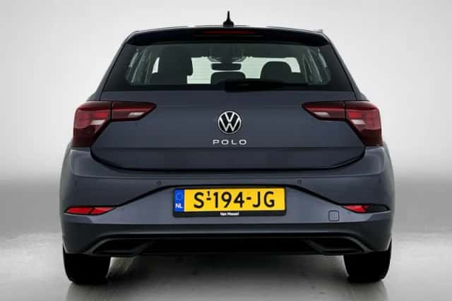 Volkswagen Polo (2023) thumbnail 3