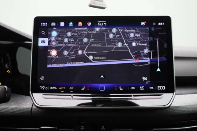 Volkswagen Golf (2025) thumbnail 16