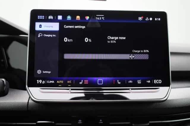 Volkswagen Golf (2025) thumbnail 29