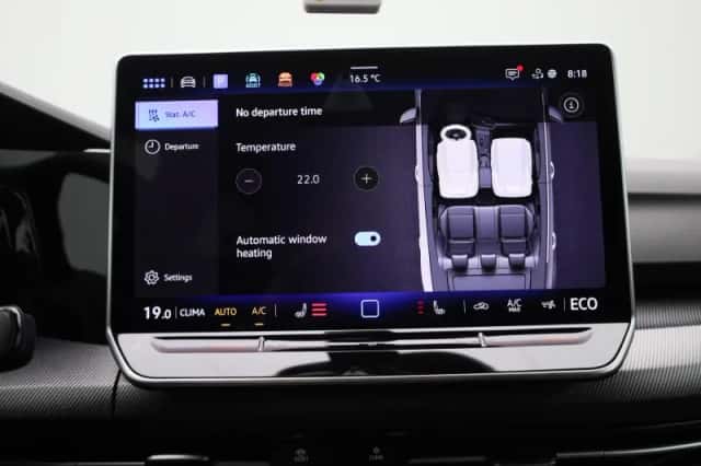 Volkswagen Golf (2025) thumbnail 30