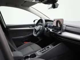Volkswagen Golf (2025) thumbnail 34