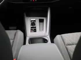 Volkswagen Golf (2025) thumbnail 10