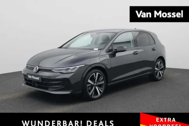 Volkswagen Golf (2025) thumbnail 1