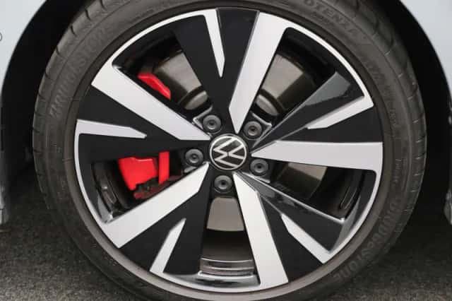 Volkswagen Golf (2025) thumbnail 13