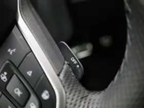 Volkswagen Golf (2025) thumbnail 25