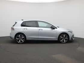 Volkswagen Golf (2025) thumbnail 6
