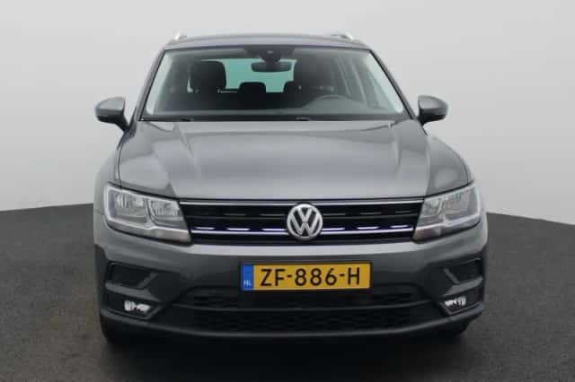 Volkswagen Tiguan (2019) thumbnail 3