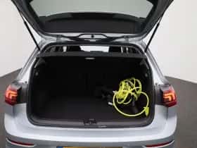Volkswagen Golf (2025) thumbnail 11
