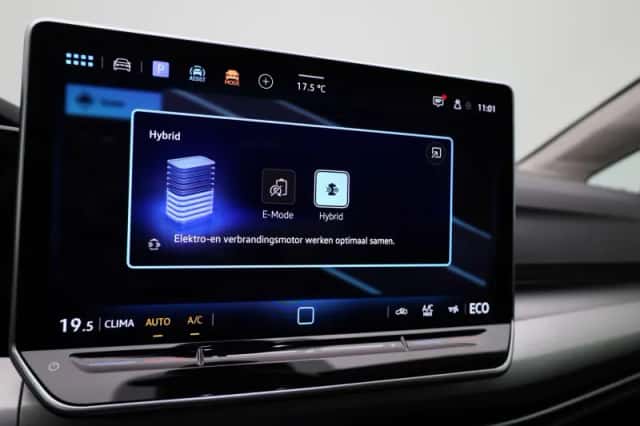 Volkswagen Golf (2025) thumbnail 28