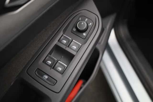 Volkswagen Golf (2025) thumbnail 29