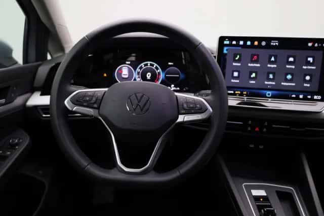 Volkswagen Golf (2025) thumbnail 7
