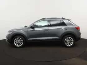 Volkswagen T-Roc (2025) thumbnail 2